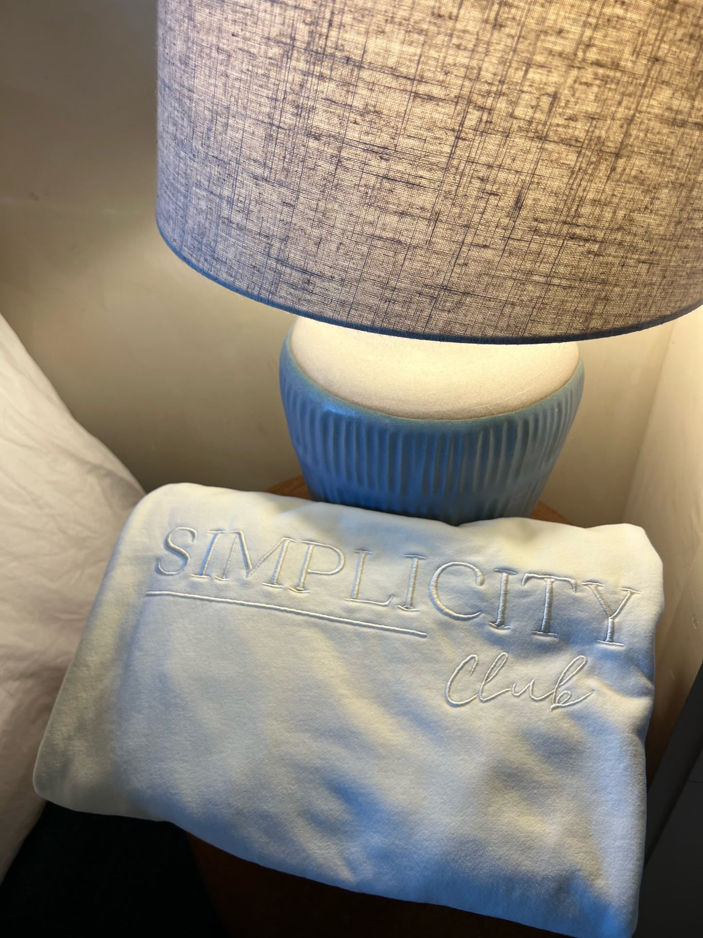 Simplicity Club Crewneck
